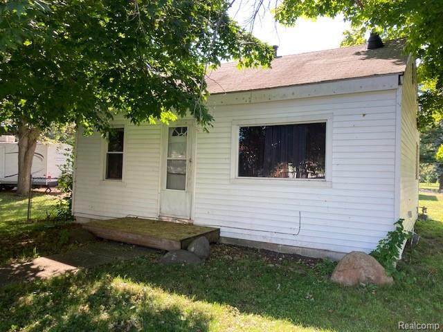 4387 Avenue B - Photo 1