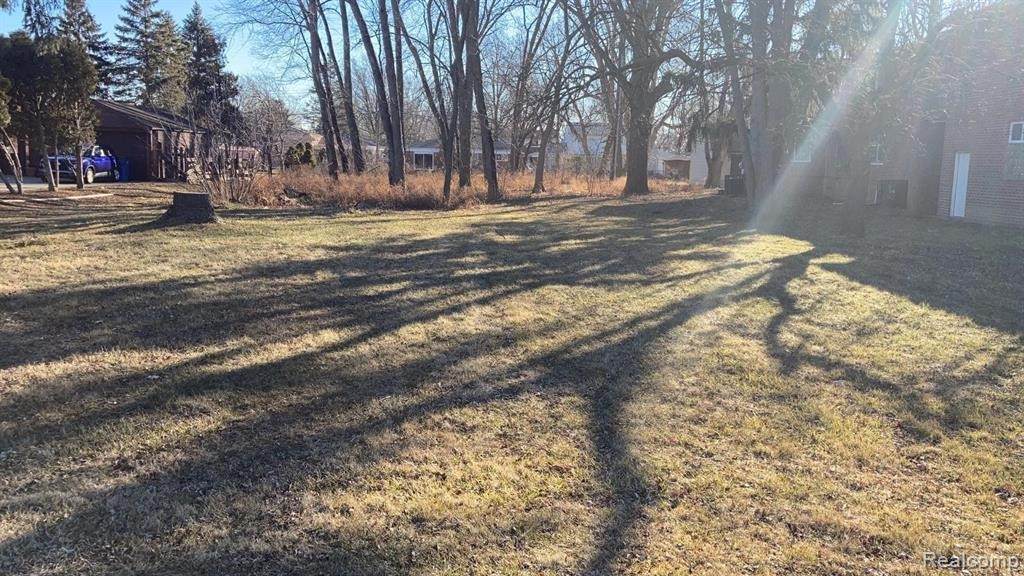 00 Inkster Rd N - Photo 1