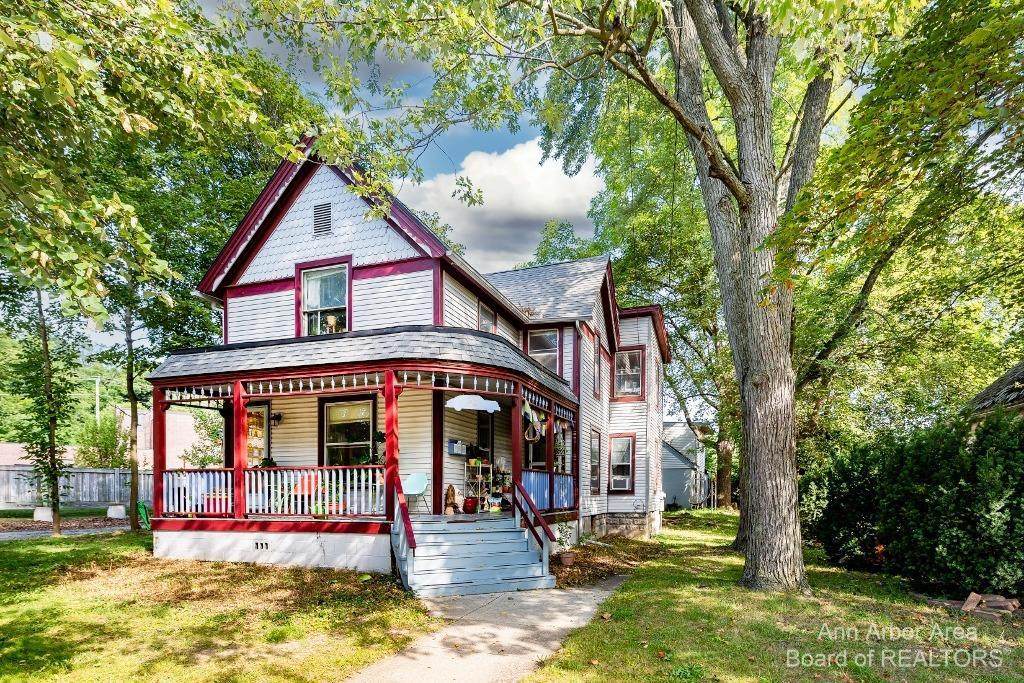 128 Felch St - Photo 1