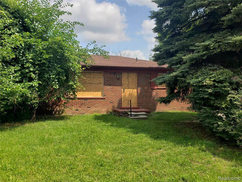 3526 Burns St - Photo 1