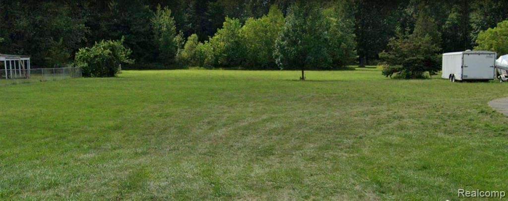 5908 Wayne Rd - Photo 1