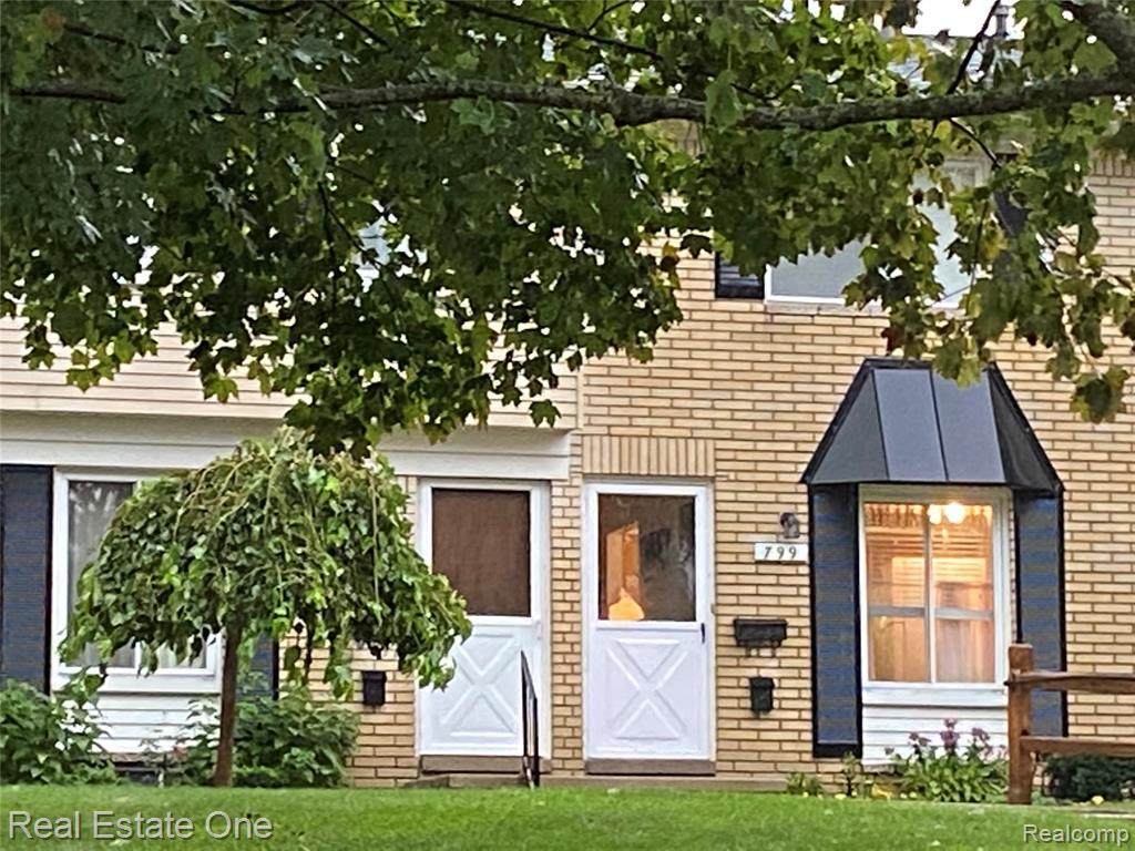 797 Hilldale - Photo 1