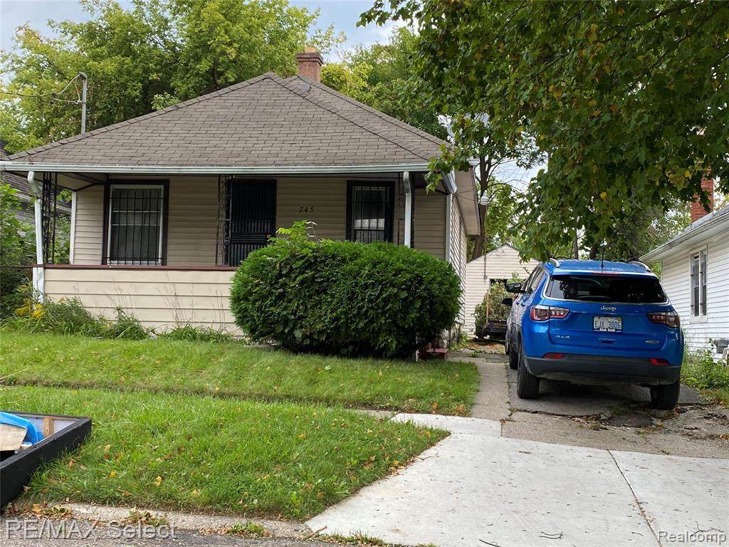 745 Marengo Ave - Photo 1