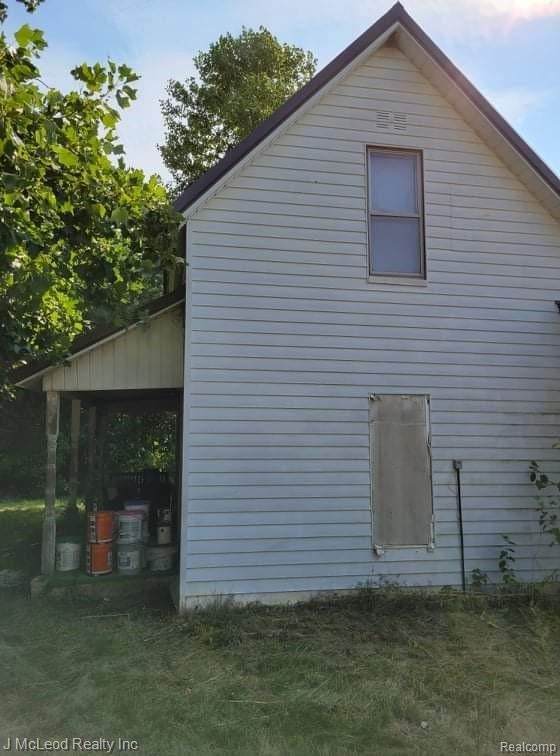 1575 Barnes Rd - Photo 1