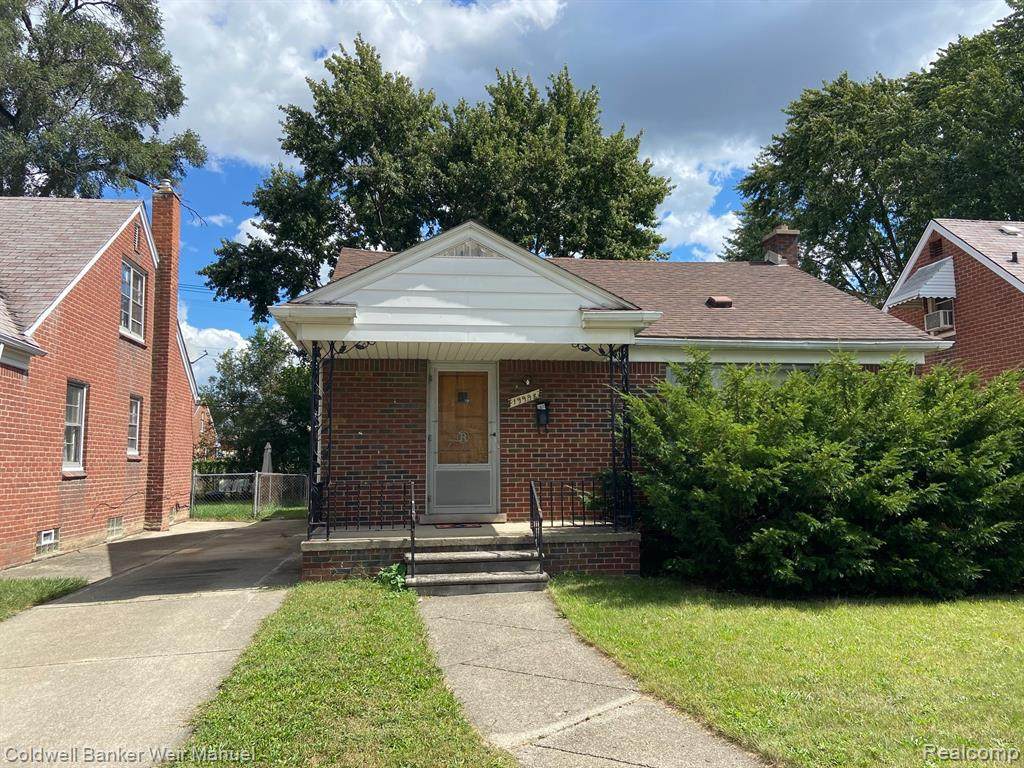 19998 Hubbell St - Photo 1