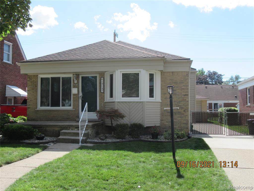 15187 Warwick Ave - Photo 1