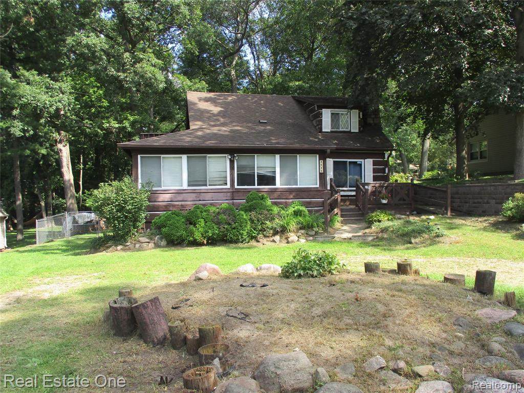 4626 Edgewood Dr - Photo 1