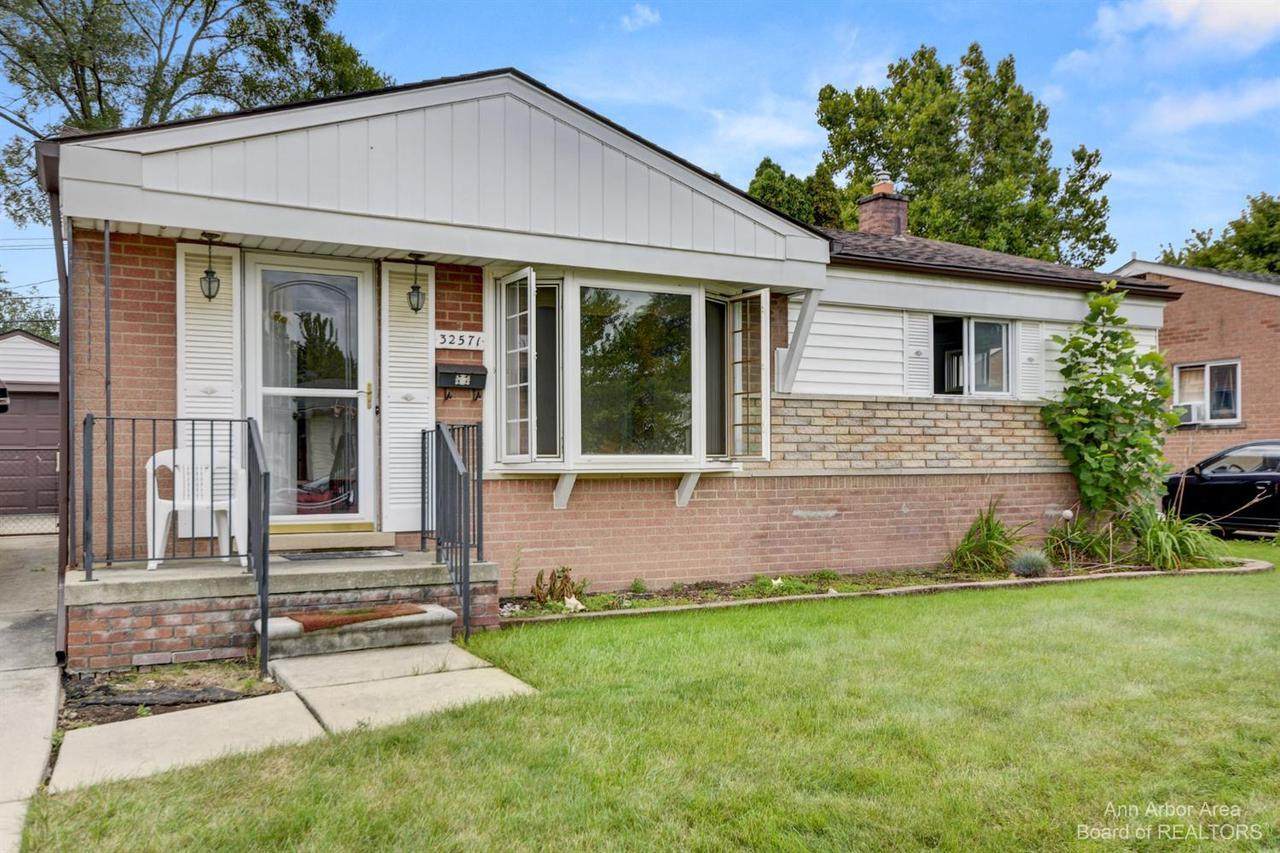 32571 Sandra Ln - Photo 1