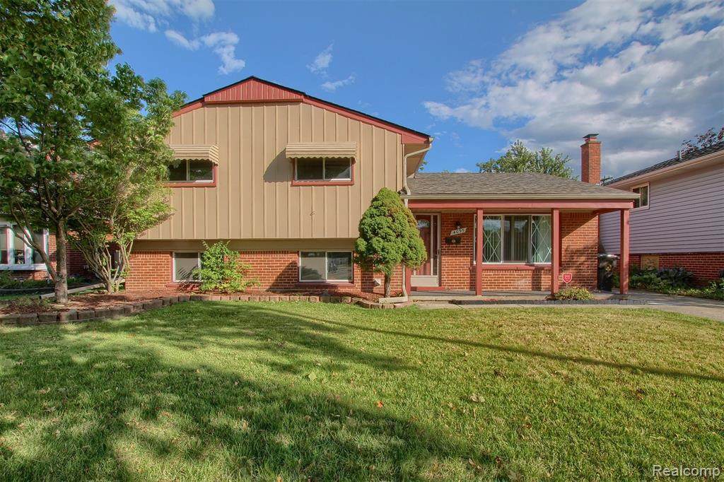 4095 Lexington Dr - Photo 1