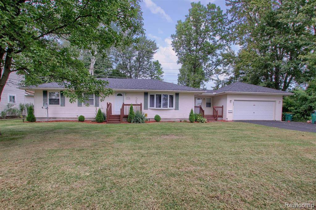 37234 Sibley Rd - Photo 1