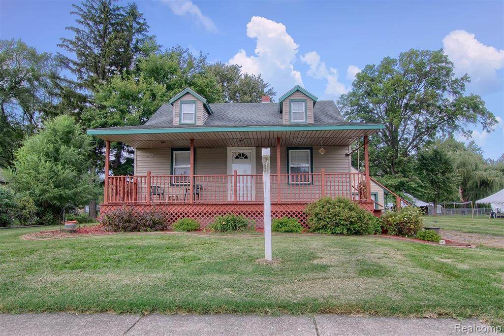 28202 Hanover Blvd - Photo 1