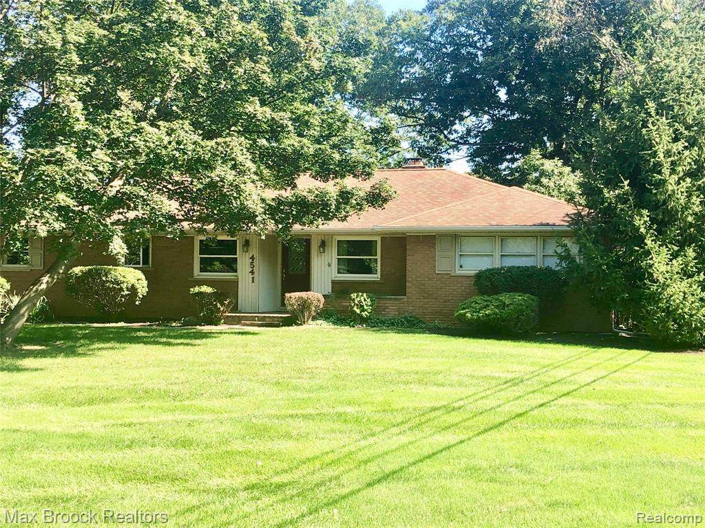 4541 Arrowhead - Photo 1