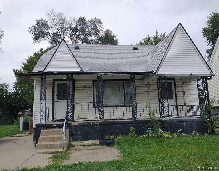 636 Brockton Ave - Photo 1
