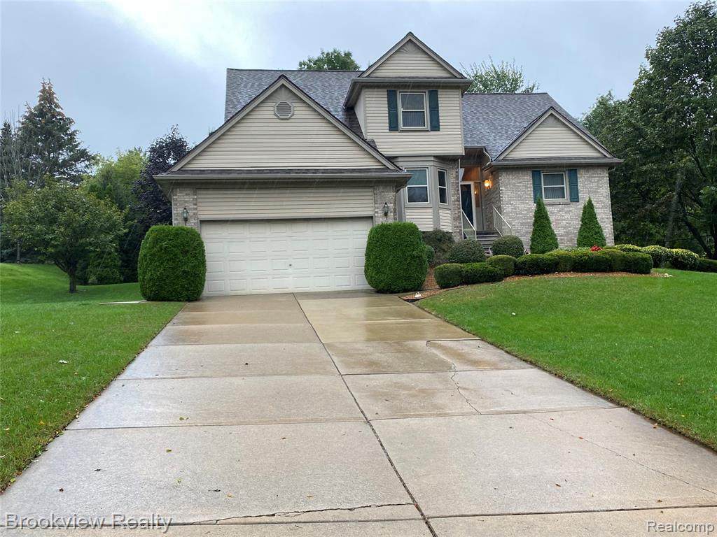 70351 Hillside Crt - Photo 1