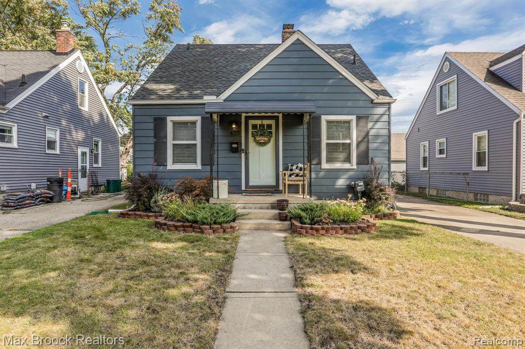 433 Dewey St - Photo 1