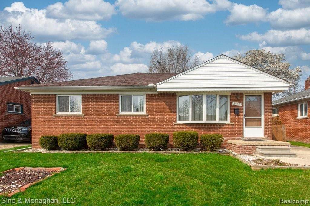 24575 Petersburg Ave - Photo 1