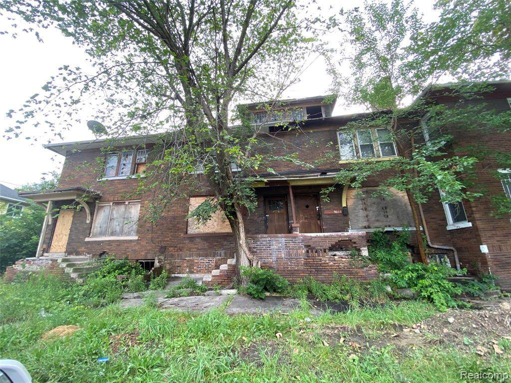 9033 Lawton St - Photo 1