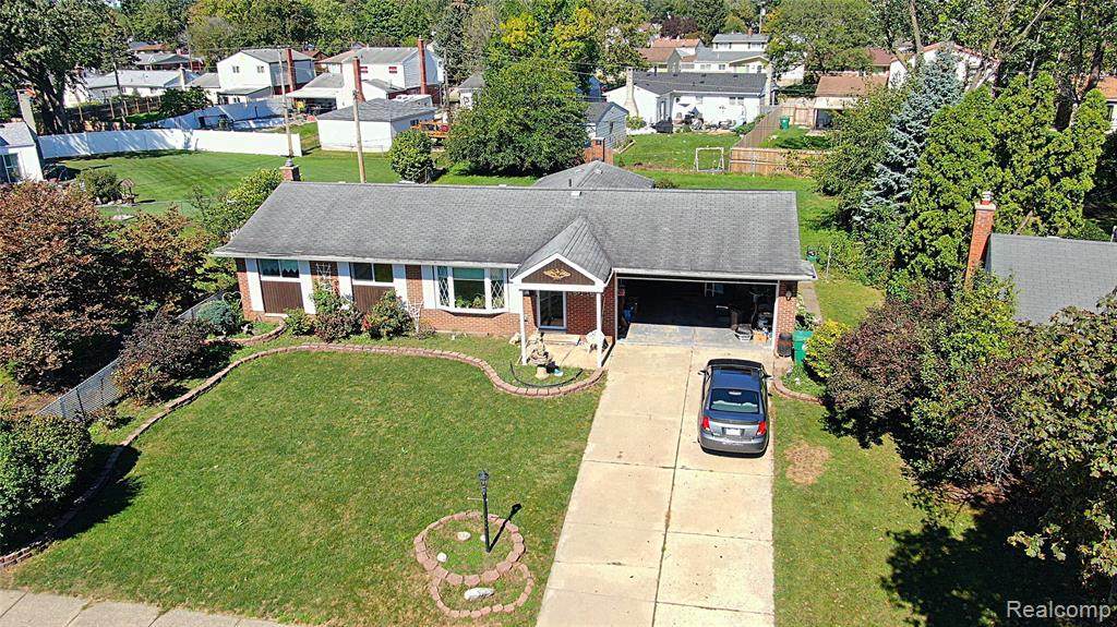 28948 Alvin St - Photo 1
