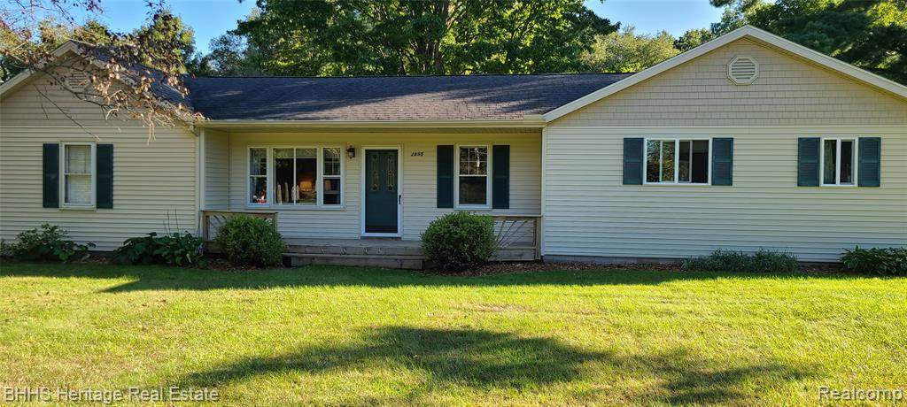 2895 Norton - Photo 1