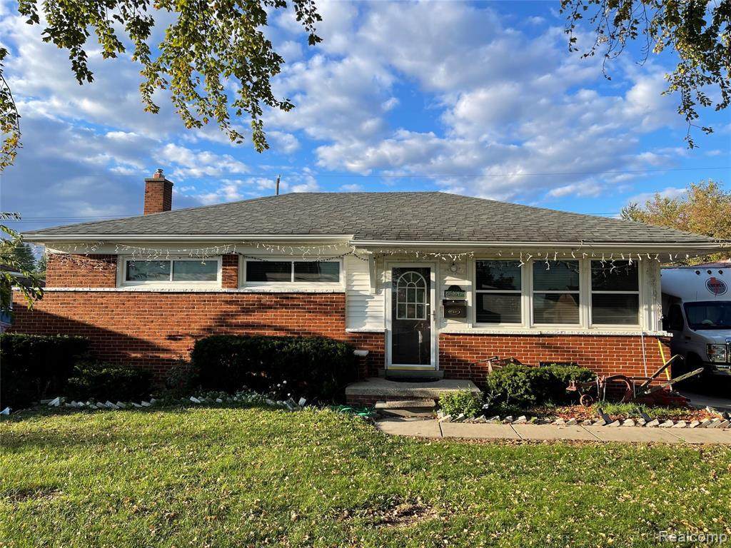 5093 Canterbury Lane - Photo 1
