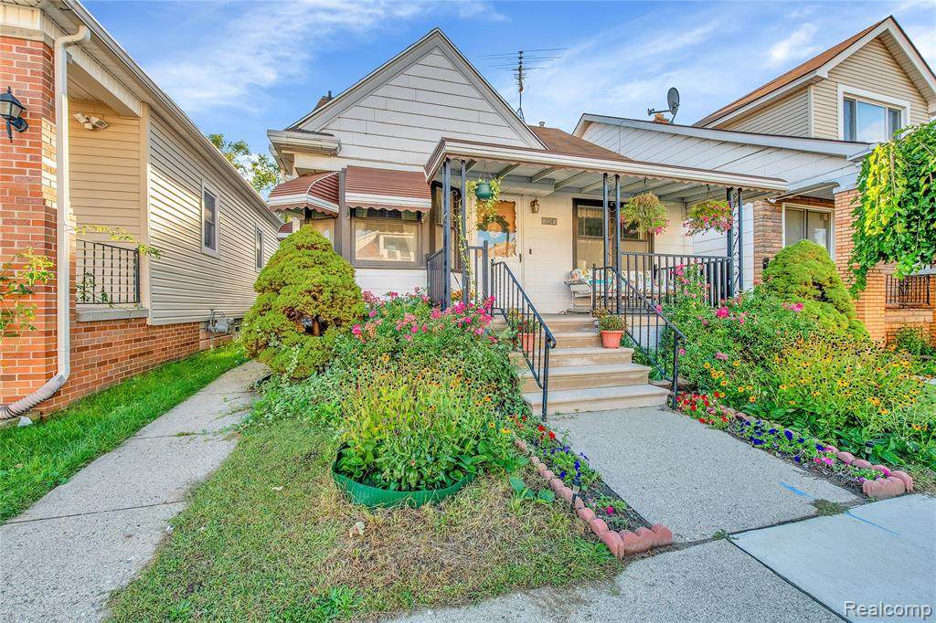 11341 Sobieski St - Photo 1