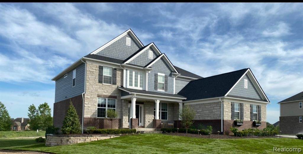 7576 Hardwood Cir - Photo 1