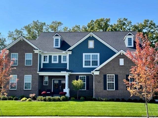 7334 Hardwood Cir - Photo 1
