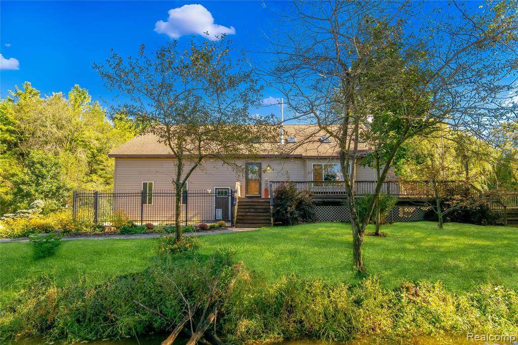 3611 Imlay City Rd - Photo 1