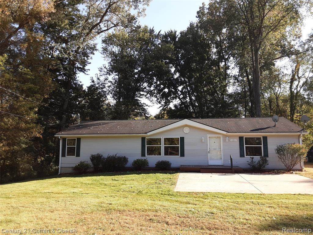 11511 Grand River Rd - Photo 1