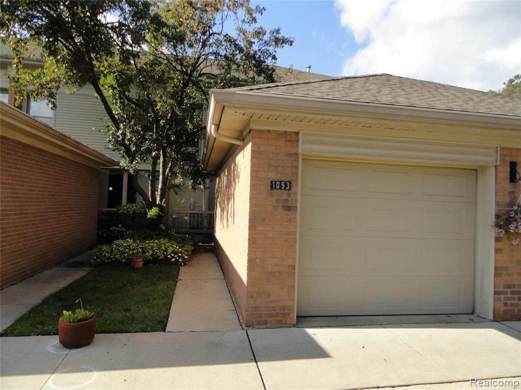 1053 Trevor Place - Photo 1