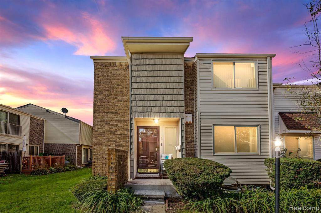 1 Norfolk Towne - Photo 1