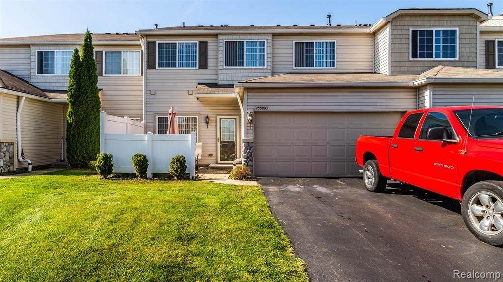 26686 Kirkway Dr - Photo 1