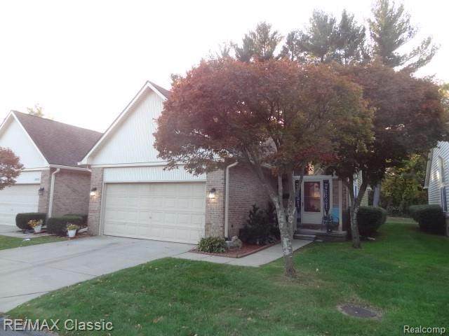 19217 Meadowridge - Photo 1
