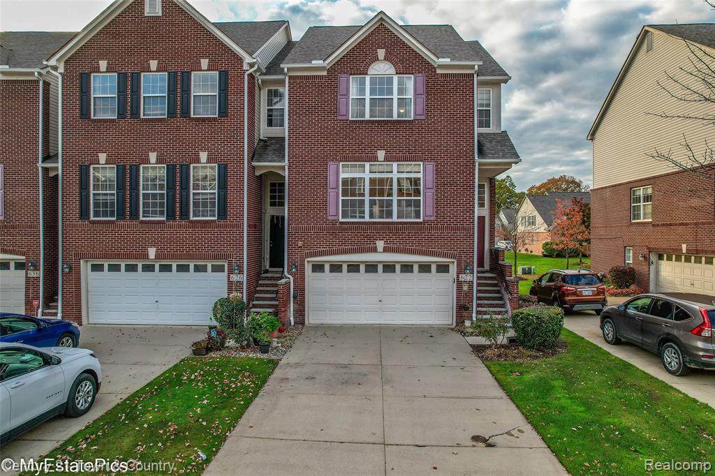 622 Cherry Orchard Rd - Photo 1