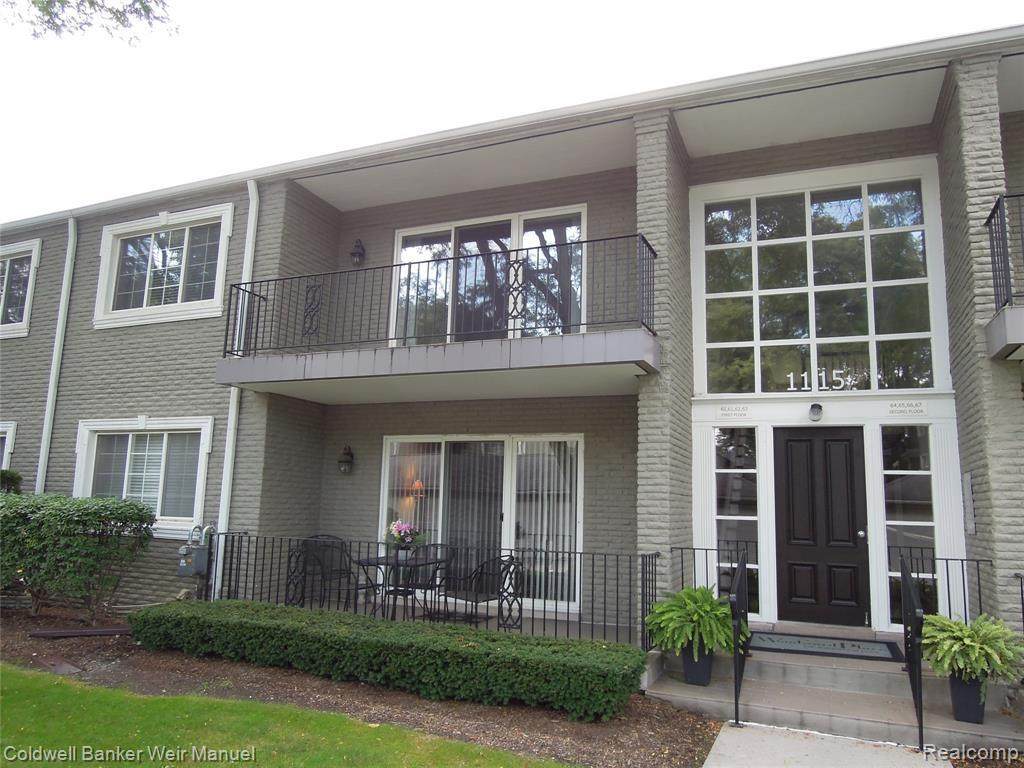 1115 Old Woodward - Photo 1