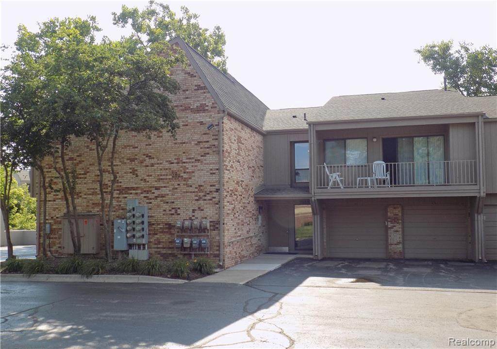3885 Lone Pine Rd - Photo 1