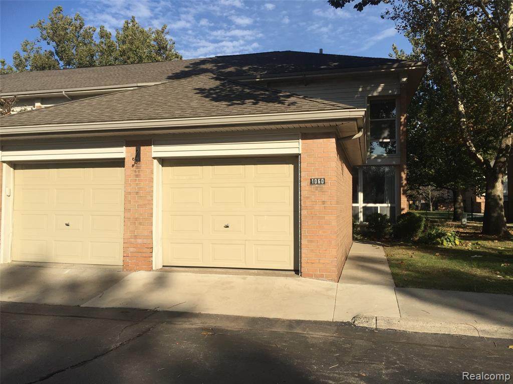 1060 Stafford Place - Photo 1