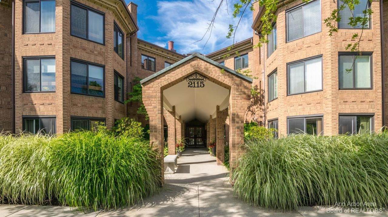 2115 Nature Cove Ct - Photo 1