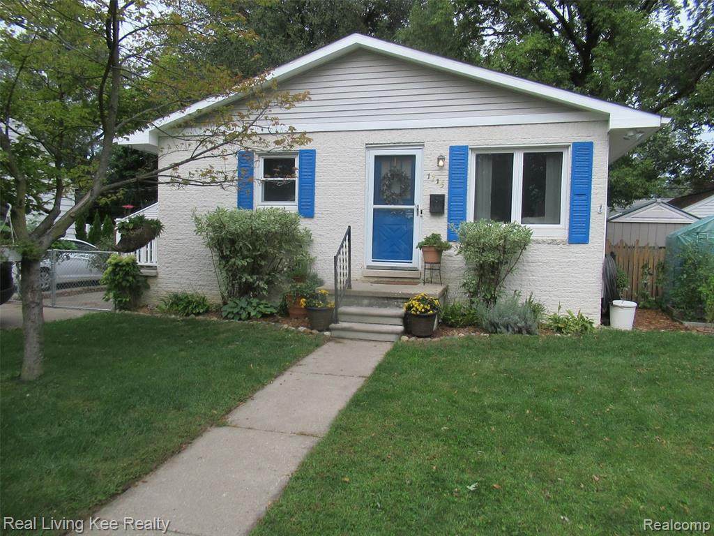 1715 Dallas - Photo 1