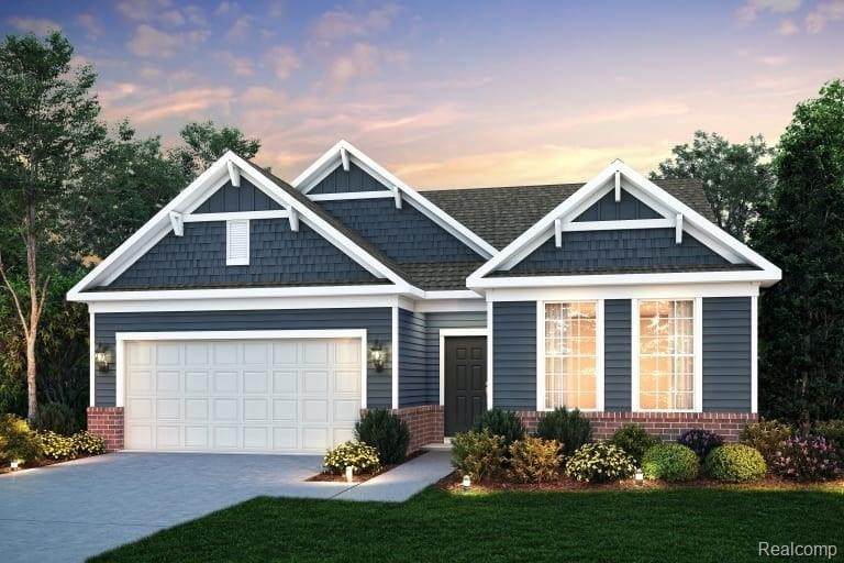 3394 Roslyn - Photo 1