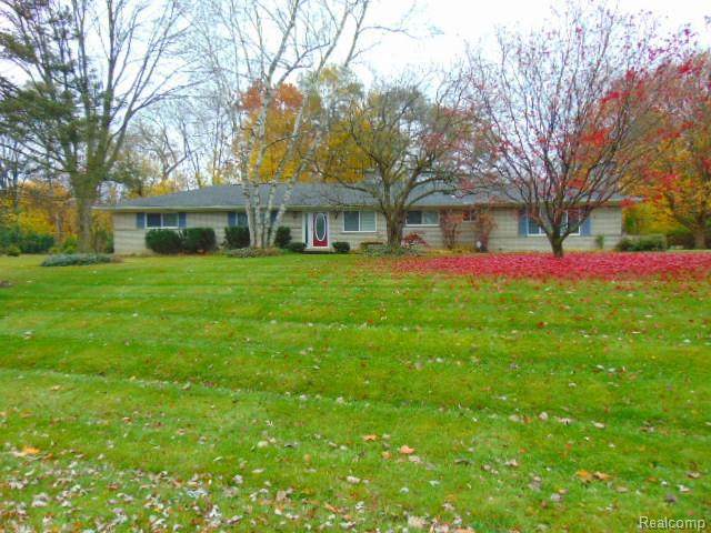 910 Dursley Rd - Photo 1