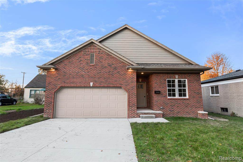 22439 E Thirteen Mile Rd - Photo 1