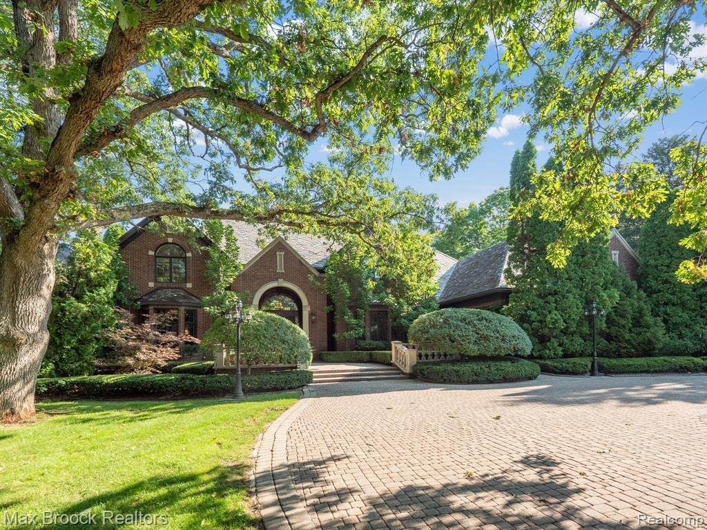 694 Rudgate Rd - Photo 1