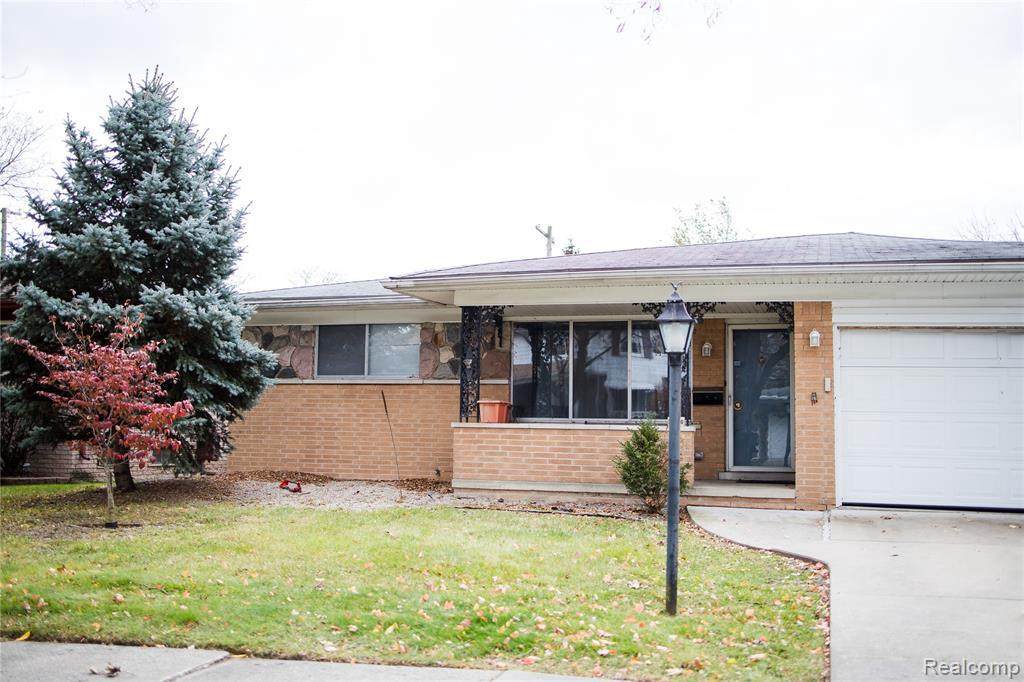 20500 Mauer St - Photo 1