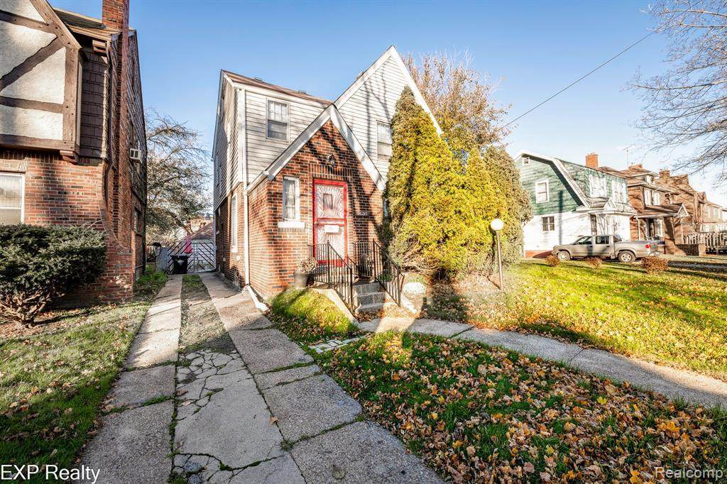 16215 Wildemere St - Photo 1