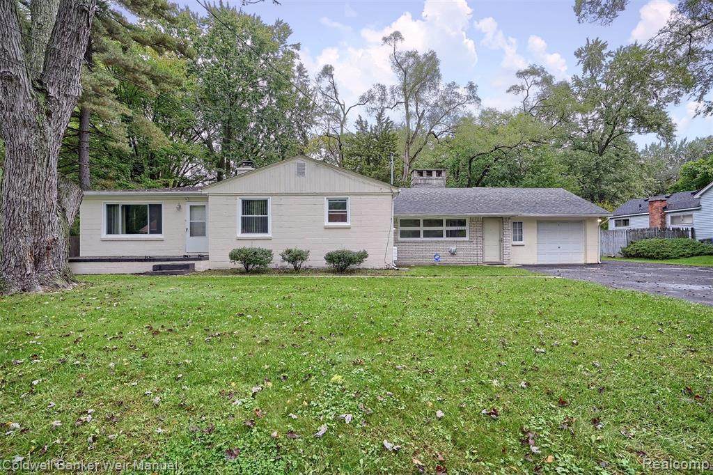 23710 Norcrest Dr - Photo 1