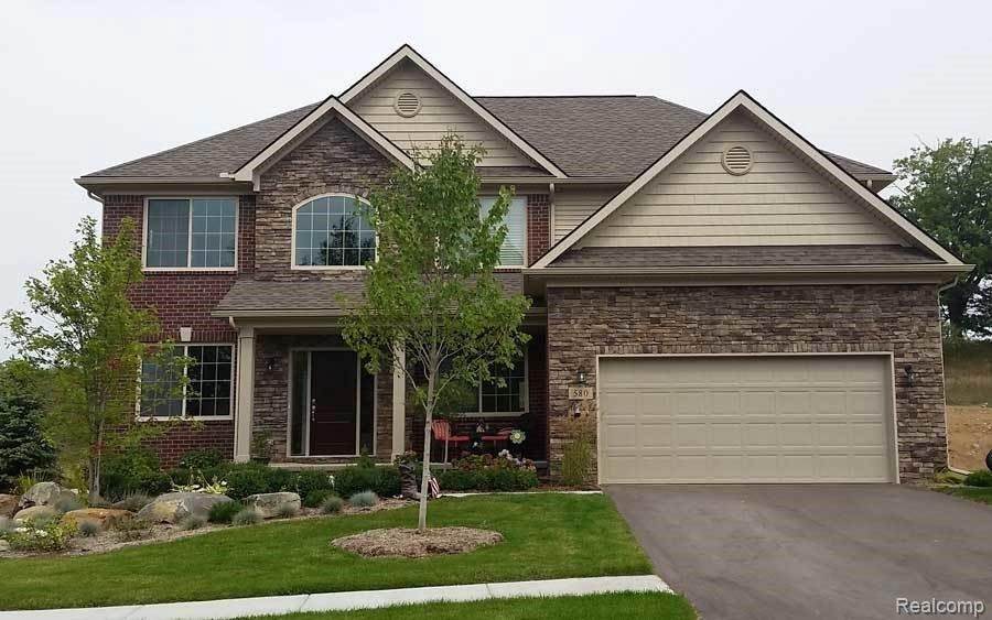 25 Parker Ln - Photo 1