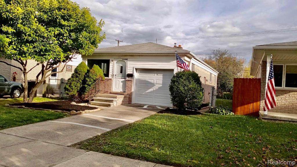 3107 Charles St - Photo 1