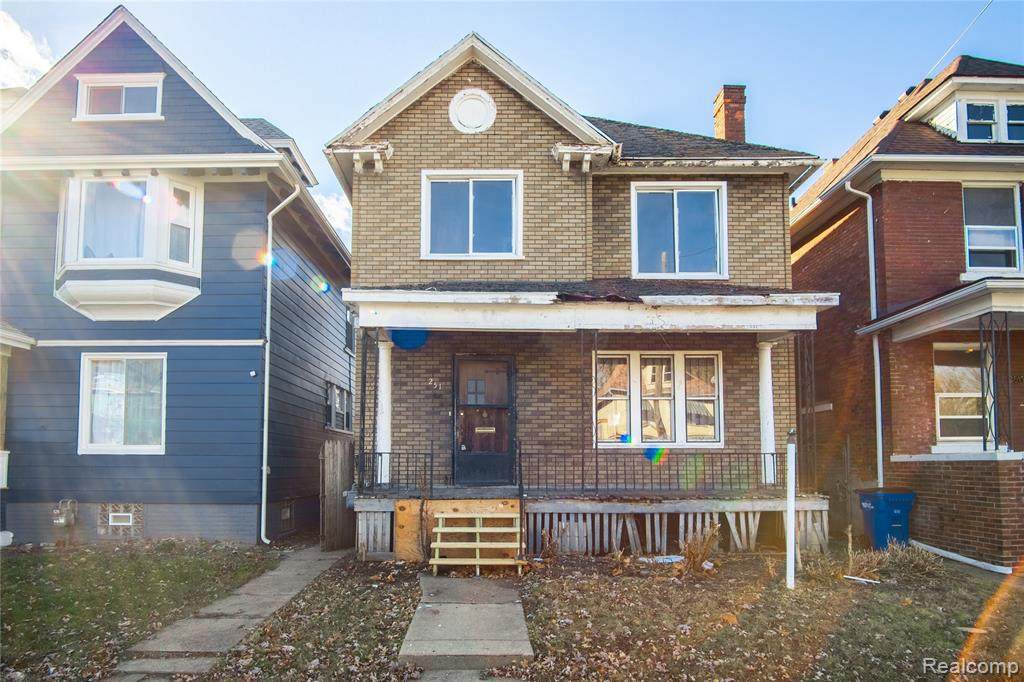 2511 Baldwin St - Photo 1