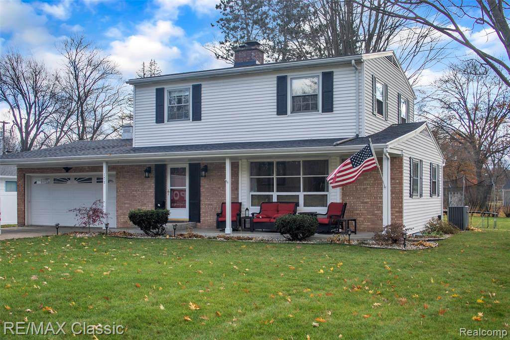 172 Edgehill Dr - Photo 1